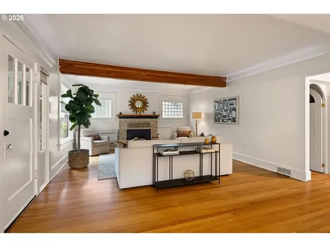 775 W 11th Avenue Eugene OR 97402