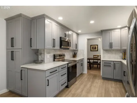 828 NW Forest Street Hillsboro OR 97124