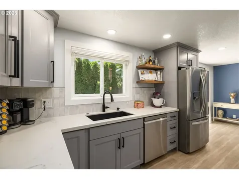 828 NW Forest Street Hillsboro OR 97124