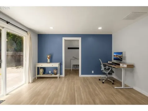 828 NW Forest Street Hillsboro OR 97124
