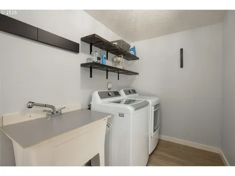 828 NW Forest Street Hillsboro OR 97124