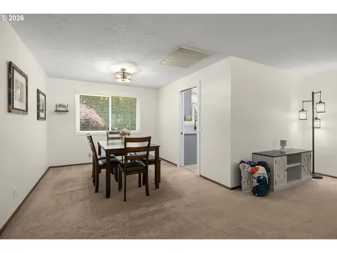 828 NW Forest Street Hillsboro OR 97124