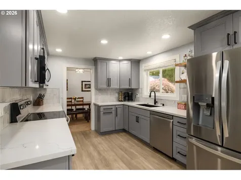 828 NW Forest Street Hillsboro OR 97124