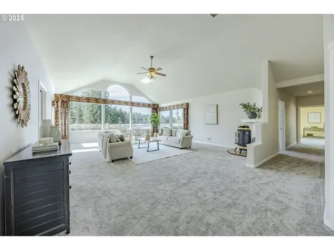 86986 Central Road Eugene OR 97402