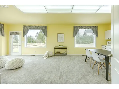 86986 Central Road Eugene OR 97402