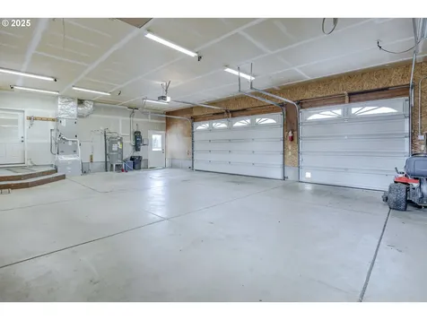 86986 Central Road Eugene OR 97402