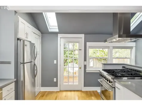 8929 N Mckenna Avenue Portland OR 97203