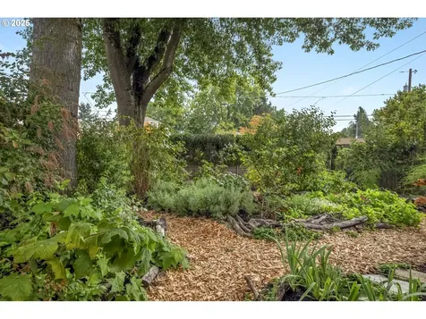 8929 N Mckenna Avenue Portland OR 97203