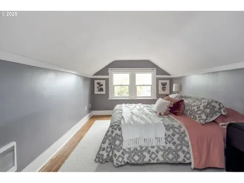 8929 N Mckenna Avenue Portland OR 97203