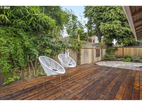 8929 N Mckenna Avenue Portland OR 97203