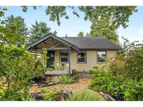 8929 N Mckenna Avenue Portland OR 97203
