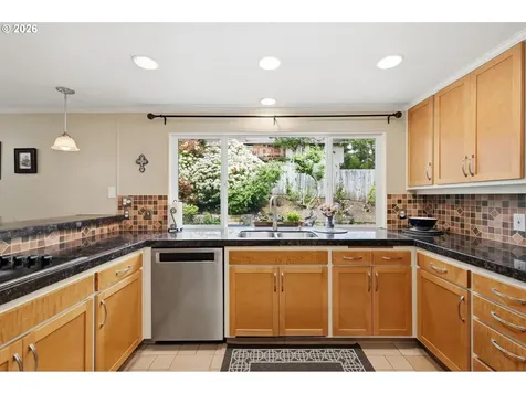 4032 Normandy Way Eugene OR 97405