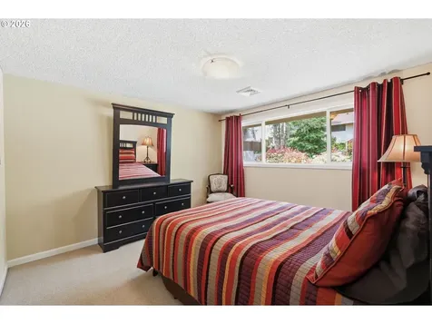 4032 Normandy Way Eugene OR 97405