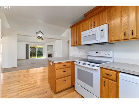 12921 Marysville Lane Oregon City OR 97045