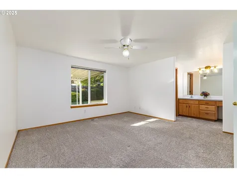 12921 Marysville Lane Oregon City OR 97045