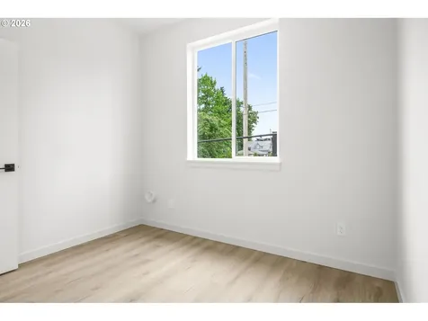 4690 N Congress Avenue Portland OR 97217