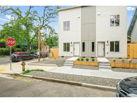 4690 N Congress Avenue Portland OR 97217