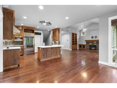 3023 NW Spencer Street Portland OR 97229