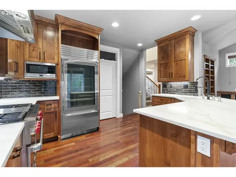 3023 NW Spencer Street Portland OR 97229