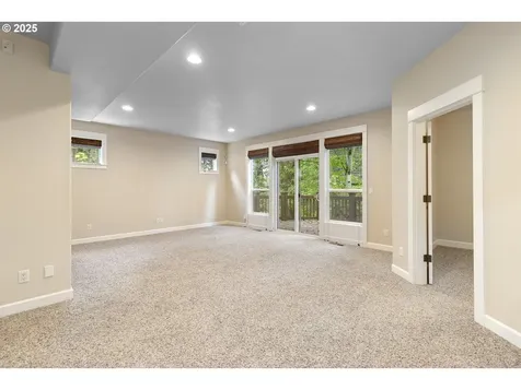 3023 NW Spencer Street Portland OR 97229