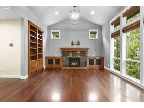 3023 NW Spencer Street Portland OR 97229