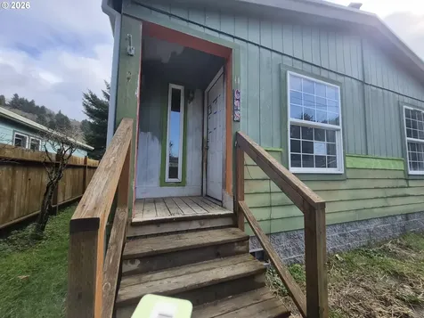 648 S Coral Street Rockaway Beach OR 97136