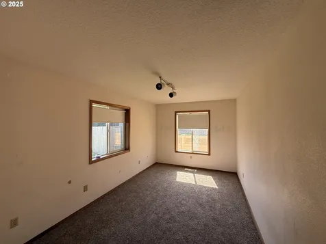 16117 NE 87th Street Vancouver WA 98682