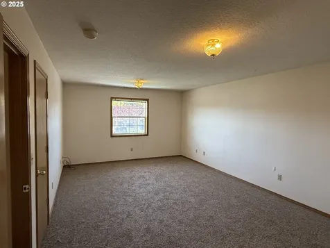 16117 NE 87th Street Vancouver WA 98682