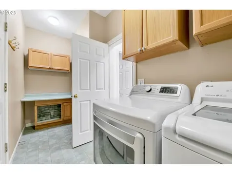 5488 Austin Way Eugene OR 97402