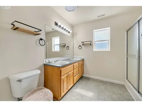 5488 Austin Way Eugene OR 97402