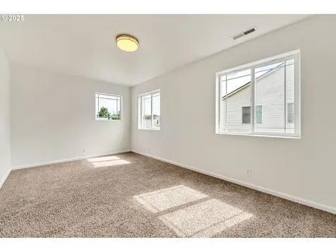 5488 Austin Way Eugene OR 97402