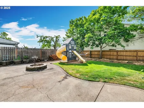 5488 Austin Way Eugene OR 97402