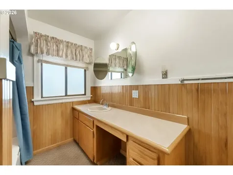 3540 NE King Place Pendleton OR 97801