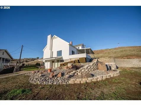 3540 NE King Place Pendleton OR 97801