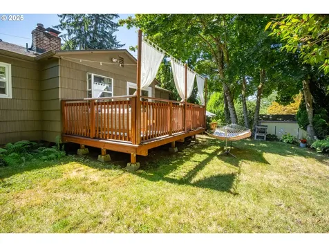 9025 NE Fremont Street Portland OR 97220