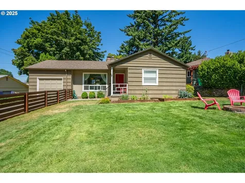 9025 NE Fremont Street Portland OR 97220