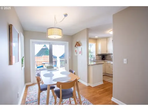 9025 NE Fremont Street Portland OR 97220