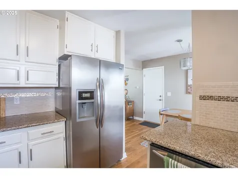 9025 NE Fremont Street Portland OR 97220