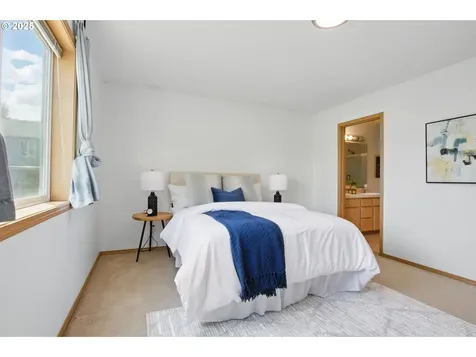 3728 NE 156th Avenue Portland OR 97230