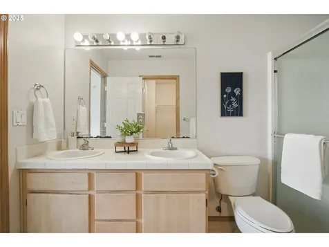 3728 NE 156th Avenue Portland OR 97230