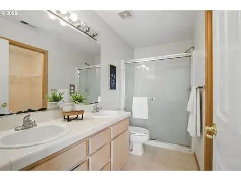 3728 NE 156th Avenue Portland OR 97230