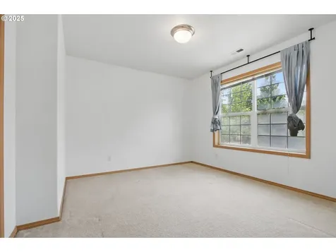 3728 NE 156th Avenue Portland OR 97230