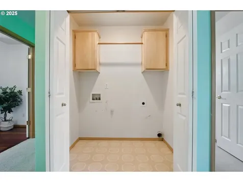 3728 NE 156th Avenue Portland OR 97230