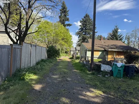 8315 N Wayland Avenue Portland OR 97203