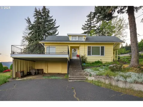 11 Wess Road Underwood WA 98651