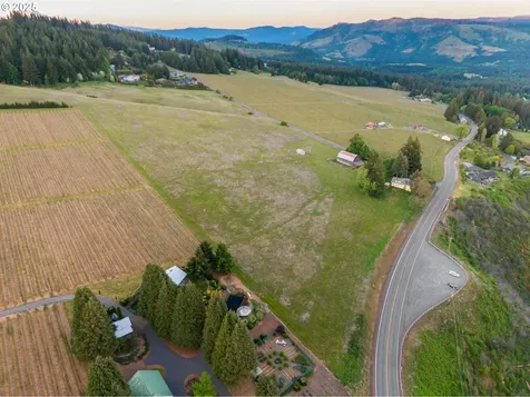 11 Wess Road Underwood WA 98651