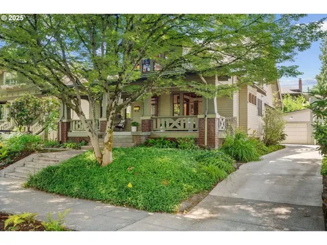 2603 NE 11th Avenue Portland OR 97212