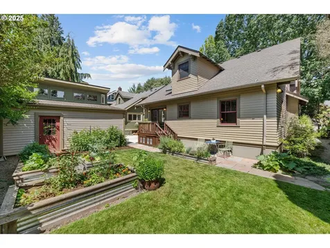 2603 NE 11th Avenue Portland OR 97212