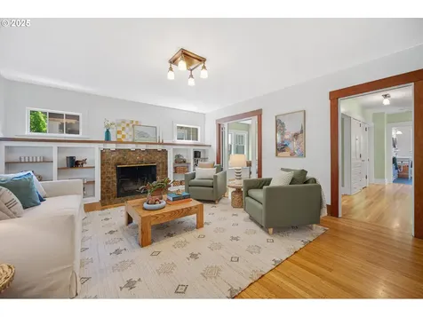 2603 NE 11th Avenue Portland OR 97212