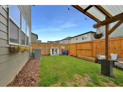 2921 W Street Springfield OR 97477